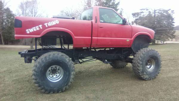 Chevy S10 Mud Truck for Sale - (MI)